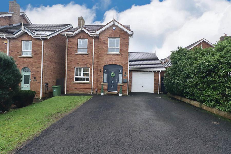 32 Mount Eagles Square, Dunmurry, Belfast, BT17 0GZ