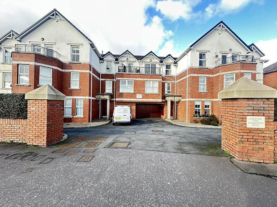 Apt 7 Casement Court Andersonstown Road