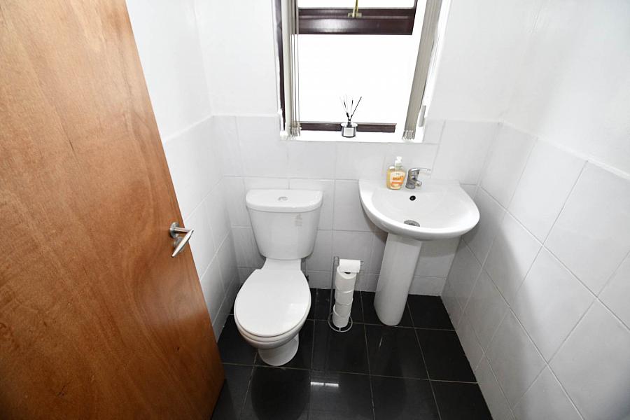 65 Garnock Hill