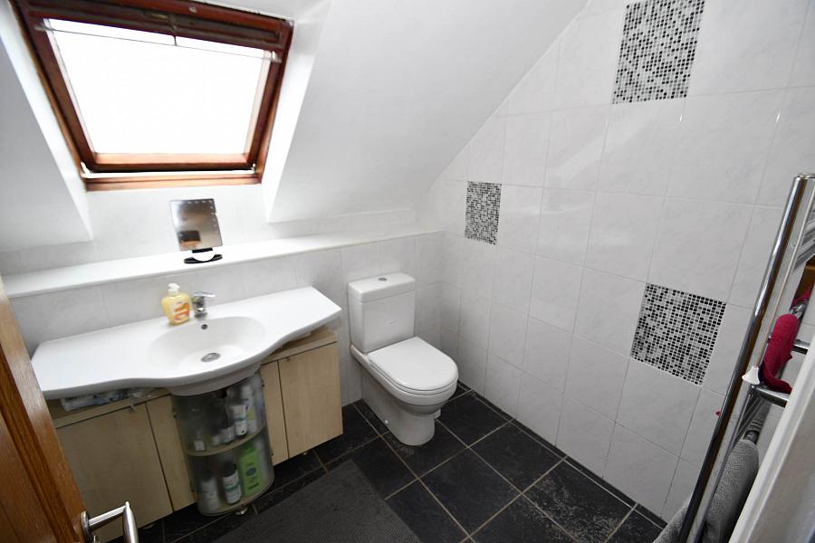 65 Garnock Hill