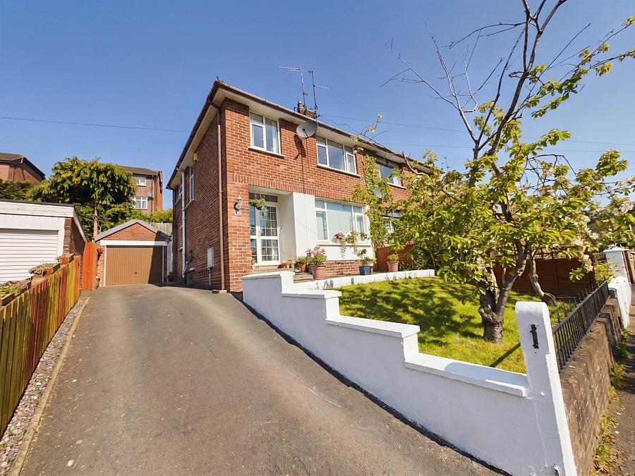 18 Glengoland Park, Stewartstown Road, Belfast, BT17 0JD