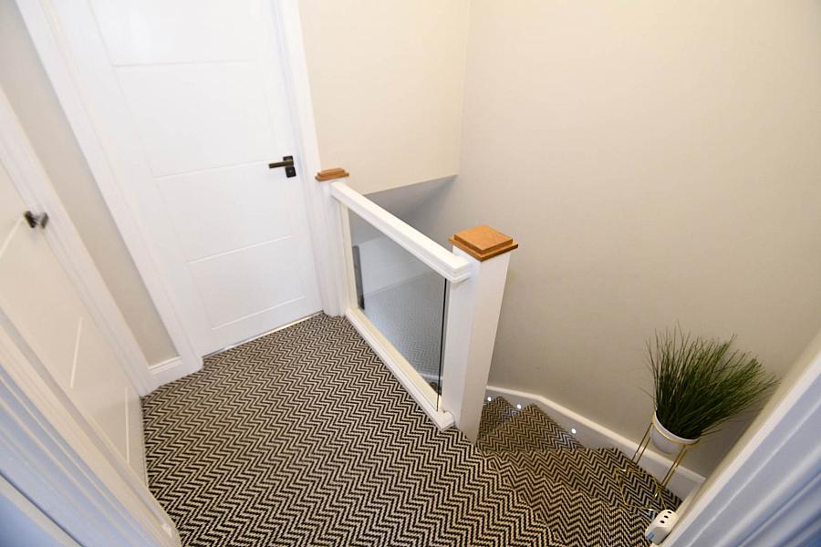 19 Rosgoill Drive