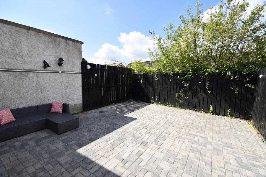 19 Rosgoill Drive