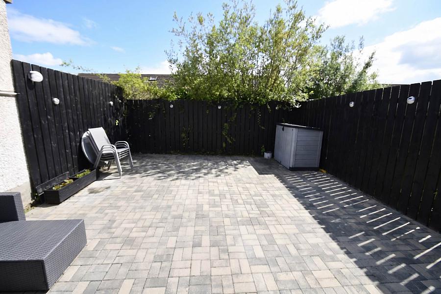 19 Rosgoill Drive
