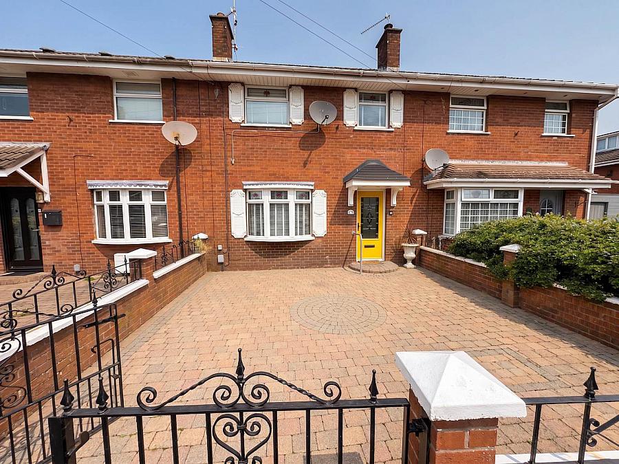 11 Iris Close, Belfast, BT12 7BY