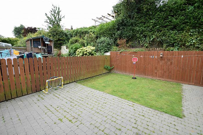 11 Ben Eden Avenue