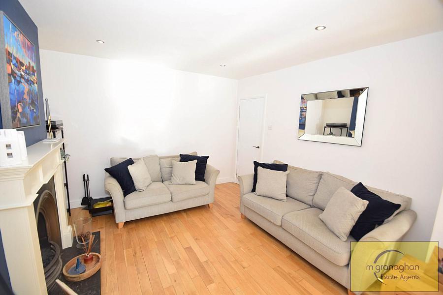 22 Sarajac Crescent 22 Sarajac Crescent