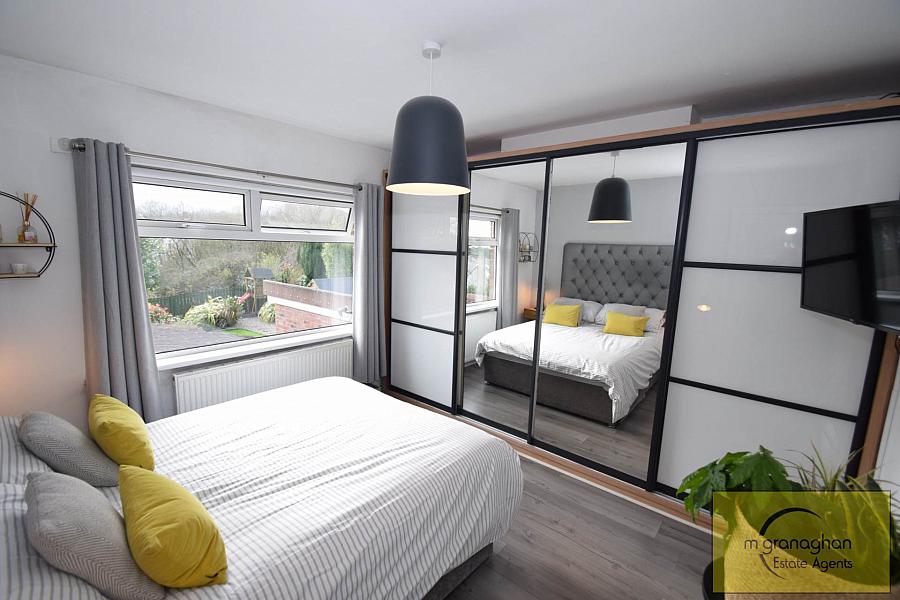 22 Sarajac Crescent 22 Sarajac Crescent