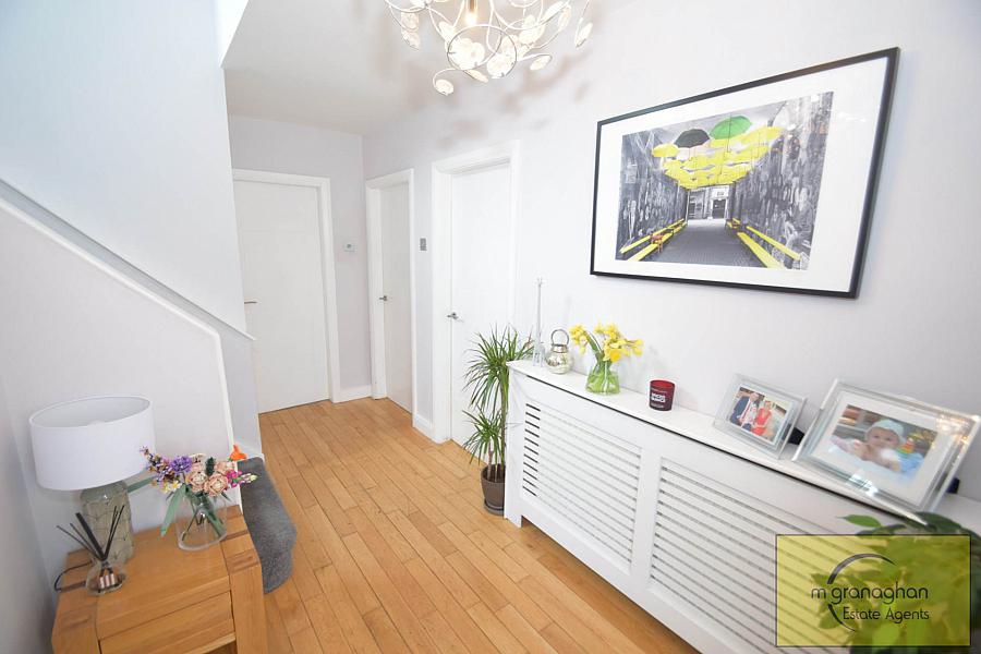 22 Sarajac Crescent 22 Sarajac Crescent