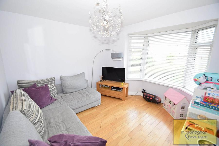 22 Sarajac Crescent 22 Sarajac Crescent