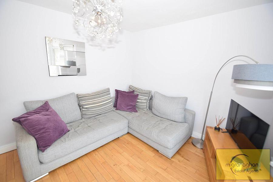 22 Sarajac Crescent 22 Sarajac Crescent