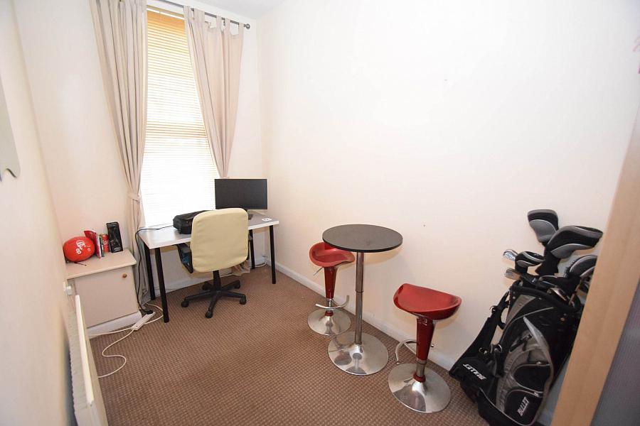 Apt 3, 486 Antrim Road Apt 3, 486 Antrim Road