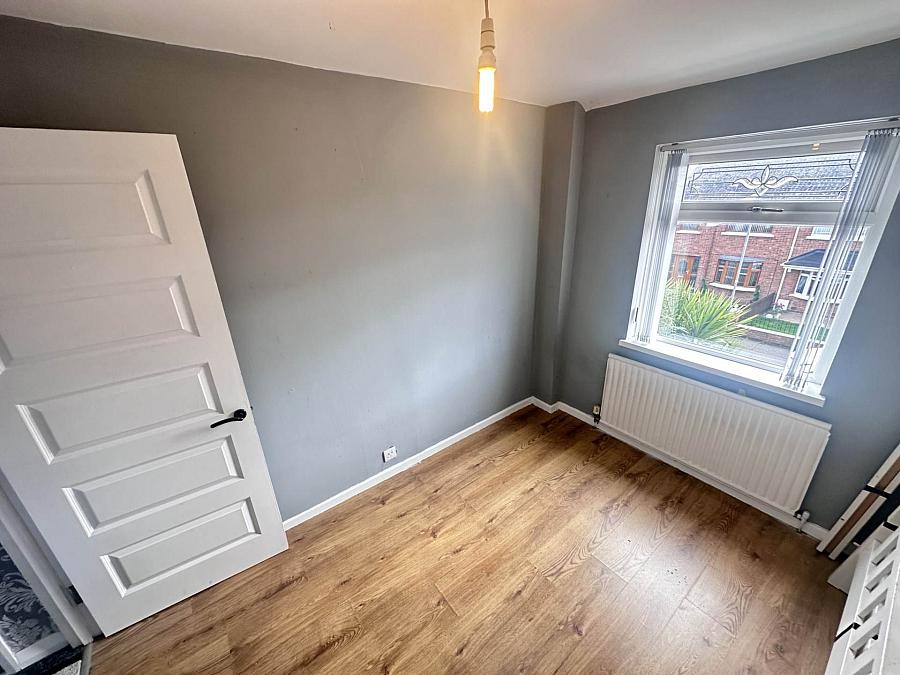 21 Brae Hill Park