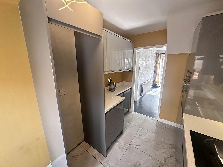 21 Brae Hill Park