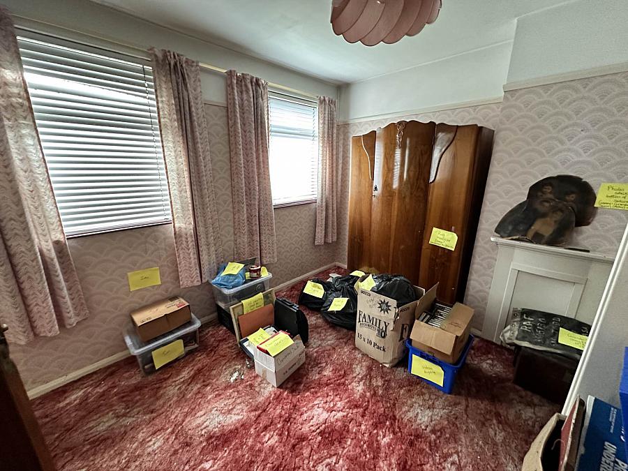 25 Cliftondene Crescent