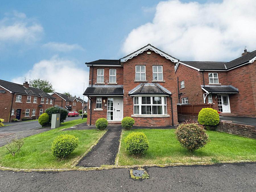 8 St James Meadow, crumlin, BT29 4GU