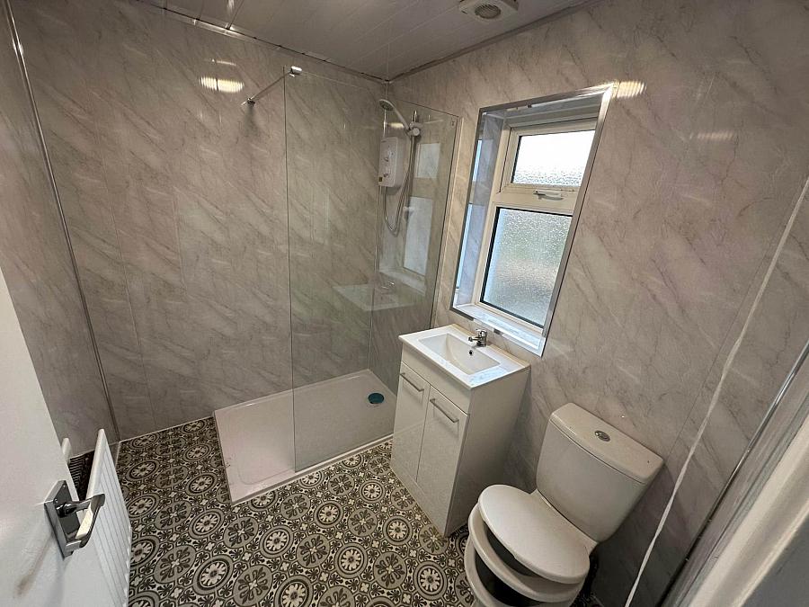 33 Donaldson Crescent