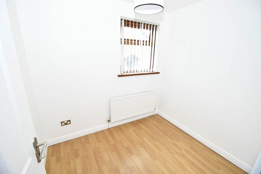 37 Chichester Gardens