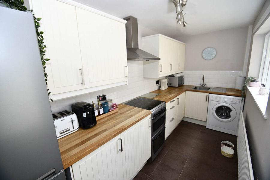 8 Alexandra Avenue