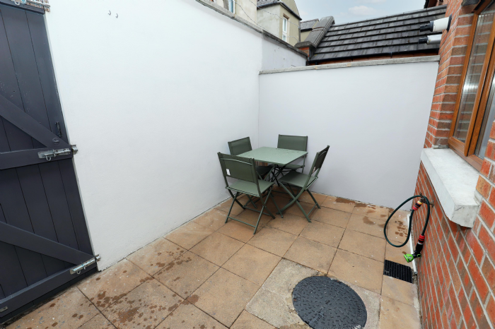 SHORT TERM RENTAL, 8 Hyndford Street