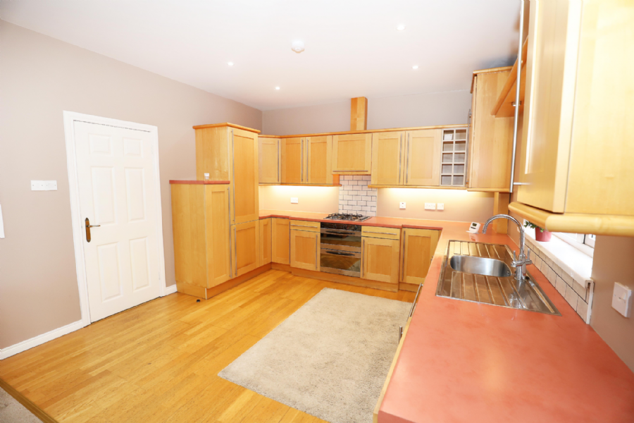 Riverside Apartment, 3 Stranmillis Reach