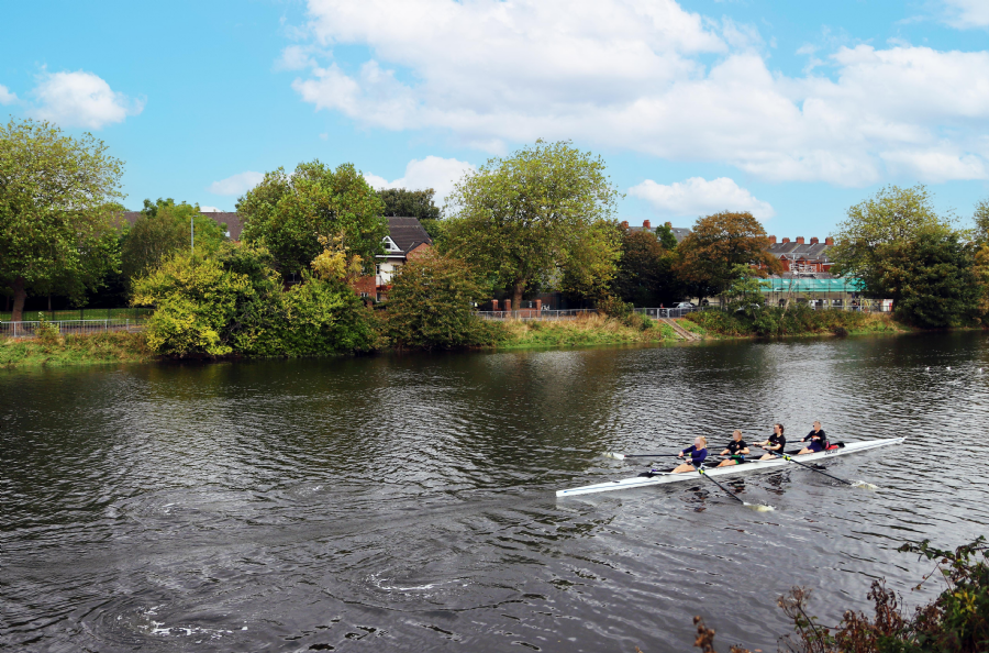 Riverside Apartment, 3 Stranmillis Reach