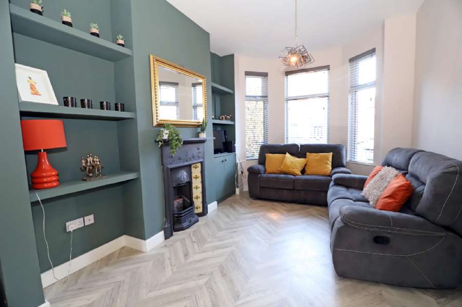 63 Ravenhill Avenue