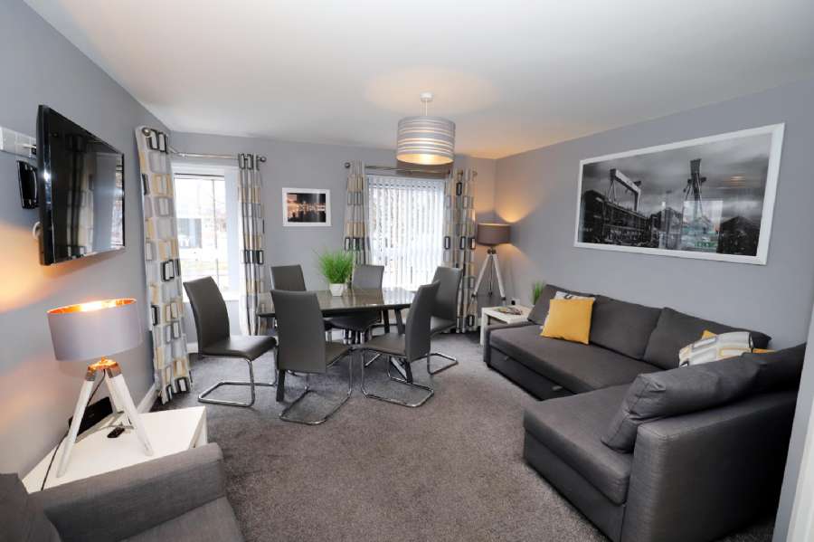 Short Term City Centre Rental Bridge End