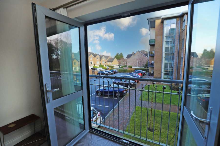 Apartment 98 The Rose Garden