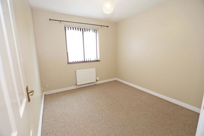 12a Glencregagh Court
