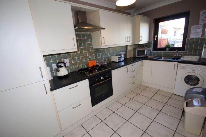 SHORT TERM RENTAL, 1 Hamel Mews
