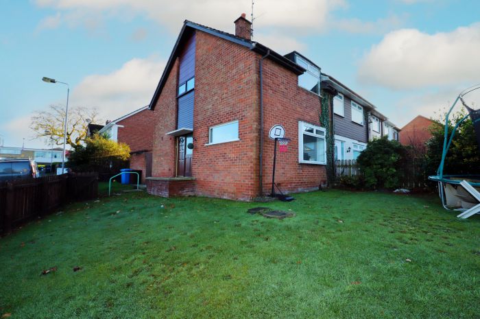 38 Downhill Avenue, Belvoir, Belfast, BT8 7EF