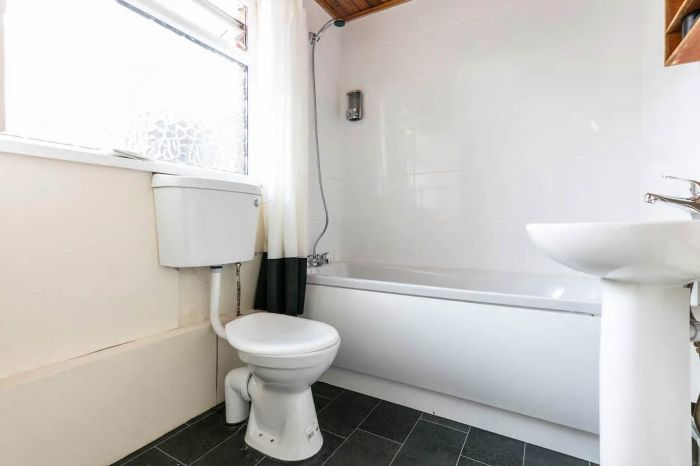 69 Olympia Drive,, Tates Avenue, Belfast,  BT12 6NG