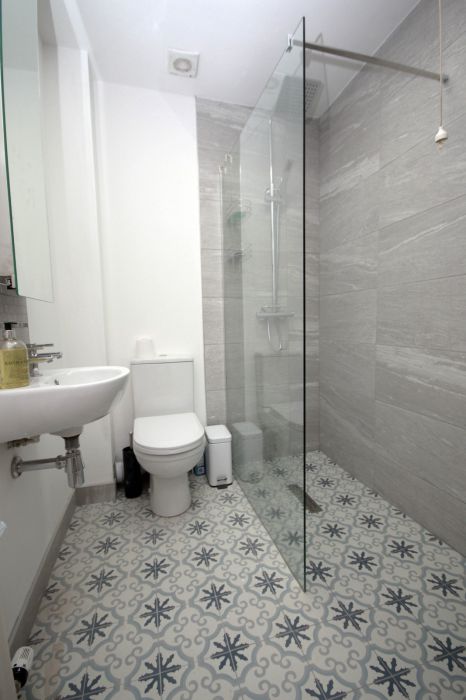 Beautifully Refurbished Apartment College Gate