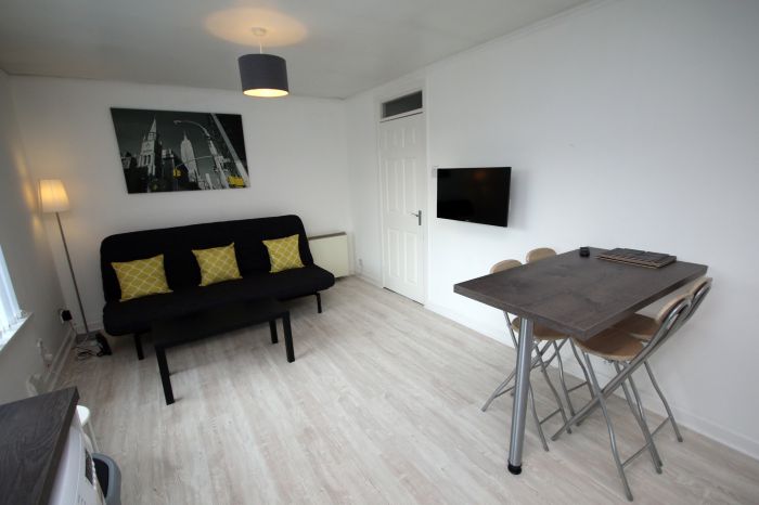 SHORT TERM RENTAL, 24 Ravenhill Court SHORT TERM RENTAL, 24 Ravenhill Court