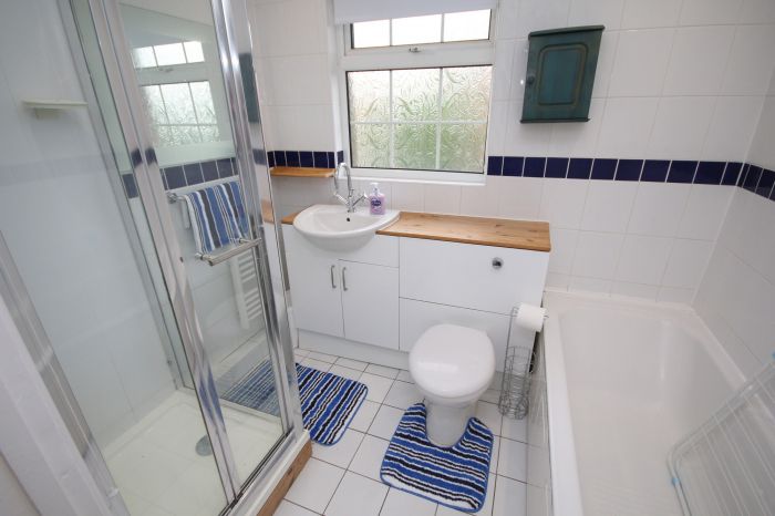SHORT TERM RENTAL, 24 Ravenhill Court SHORT TERM RENTAL, 24 Ravenhill Court