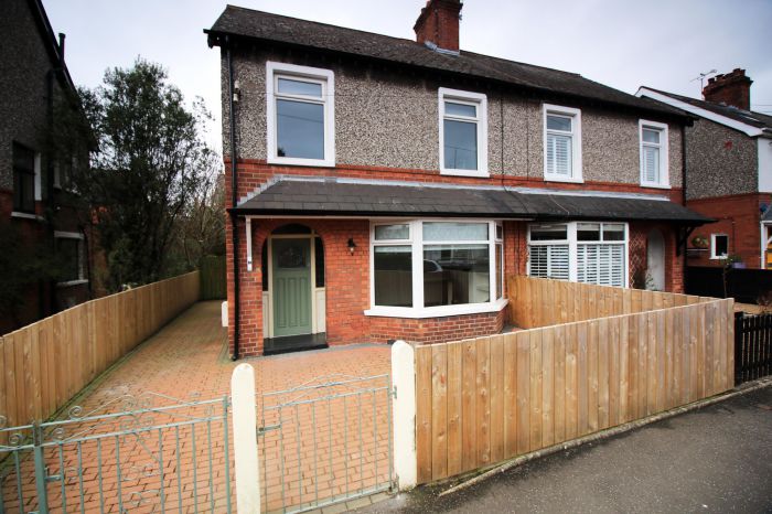 18 Clonlee Drive, ballyhackamore, belfast, BT4 3DA