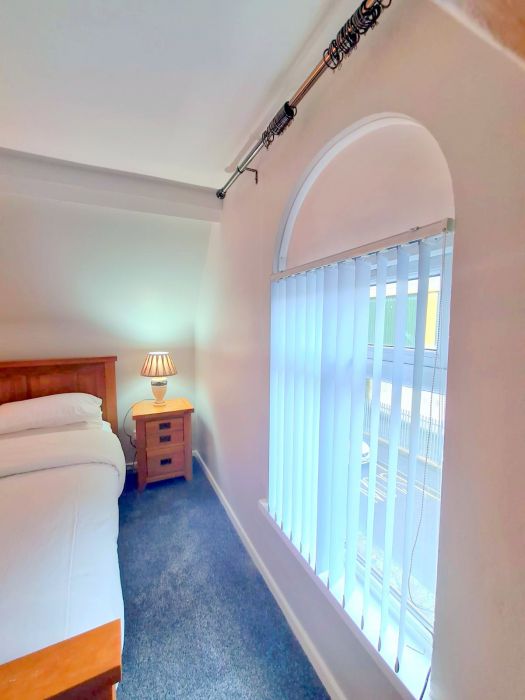 Short Term Rental, 26  Brownlow Terrace, Lurgan, Luragn, BT67 9AT