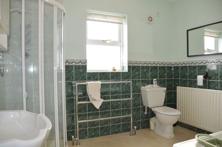 Beechwood Farm , 60 Burnquarter Road