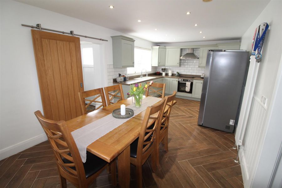 2a Ballyalton Park