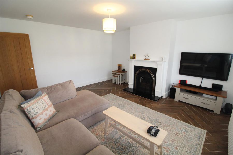 2a Ballyalton Park