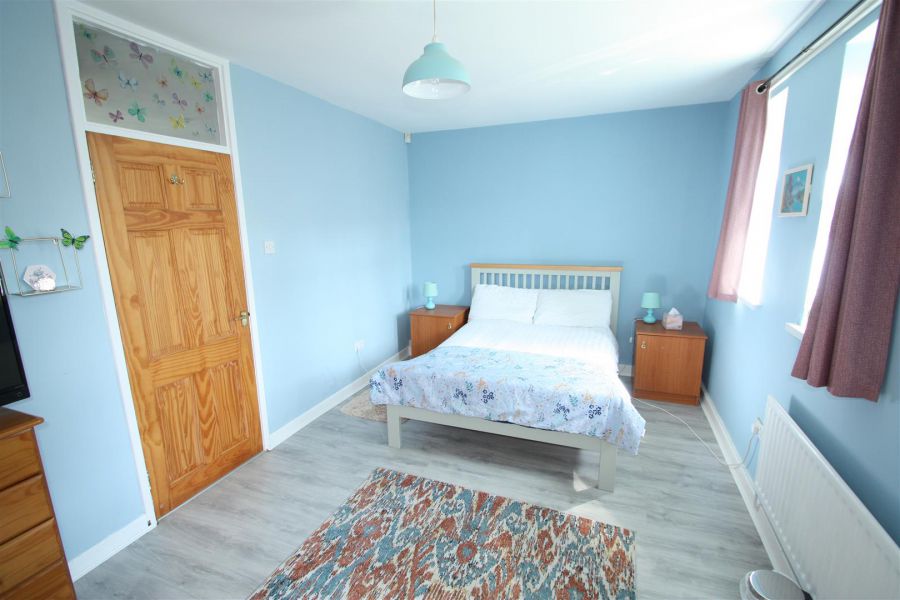 15 Killard Square