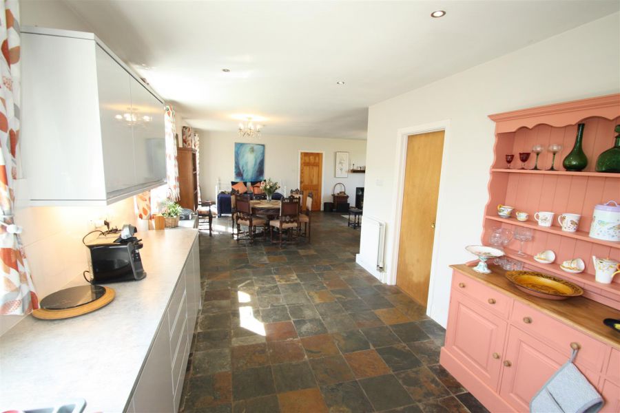 15 Killard Square