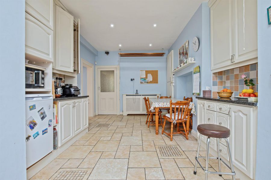 70 Strangford Road