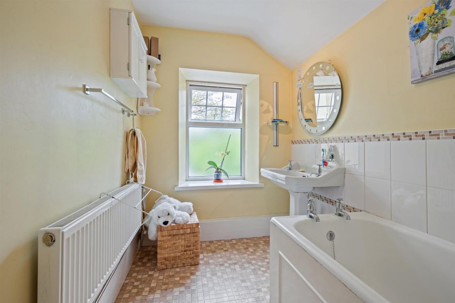 70 Strangford Road