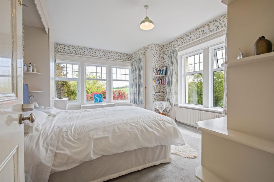 70 Strangford Road