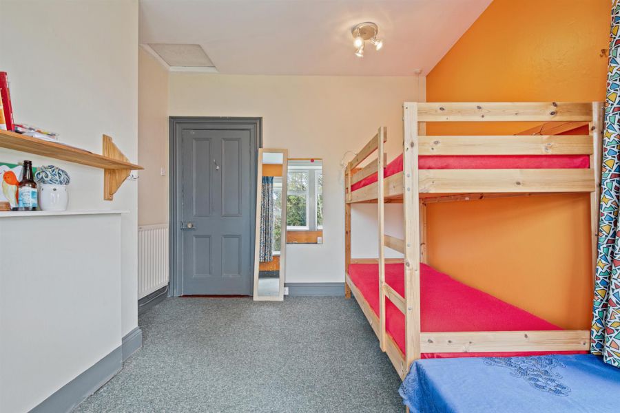70 Strangford Road