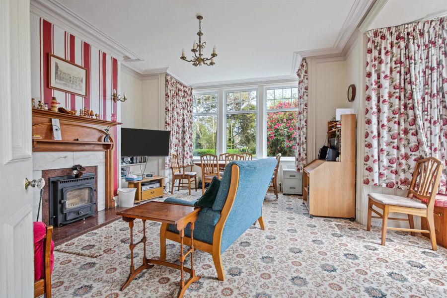 70 Strangford Road