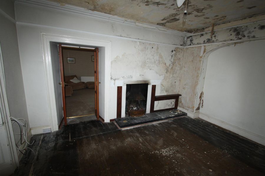 Laurel Lodge, 8 Strangford Road