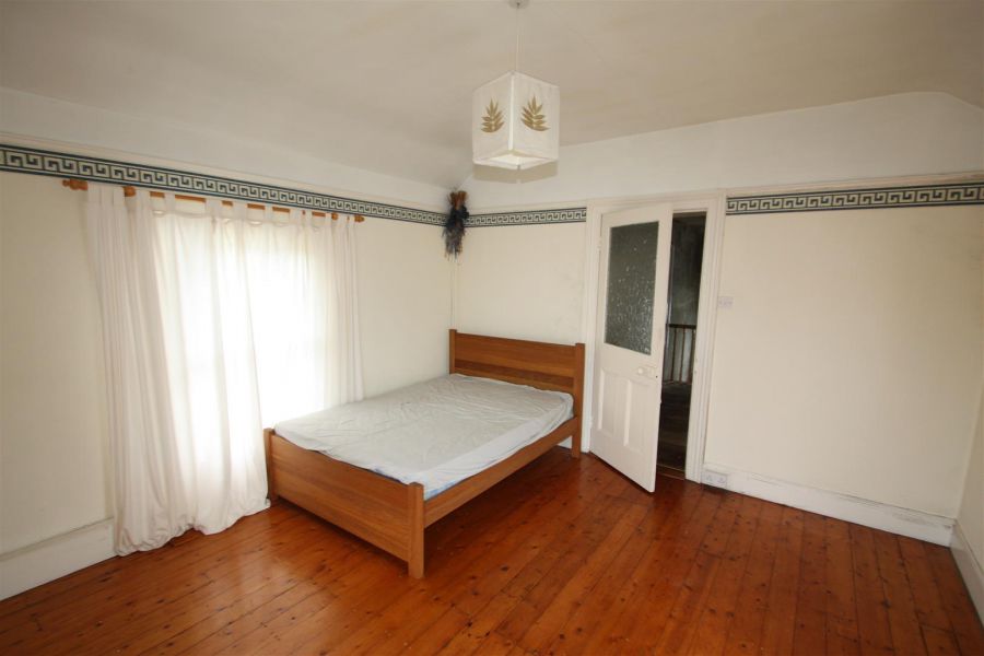 Laurel Lodge, 8 Strangford Road